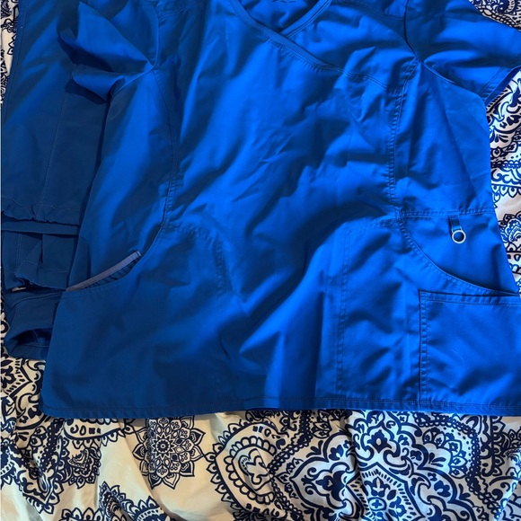 Blue Scrub Top and bottom - Picture 1 of 3